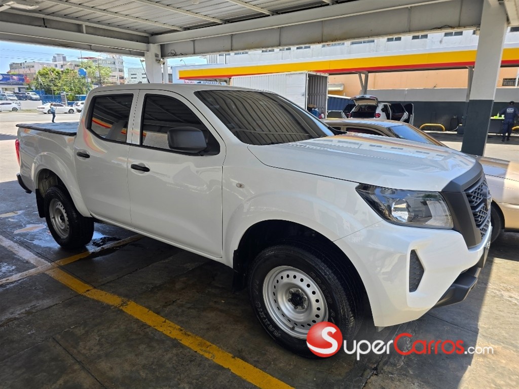 2025 Nissan Frontier S — foto 3 / 8