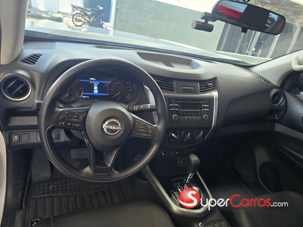 2025 Nissan Frontier S — foto 6 / 8