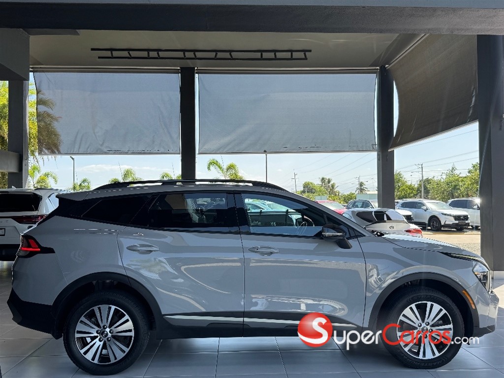 2023 Kia Sportage X-LINE — foto 3 / 12