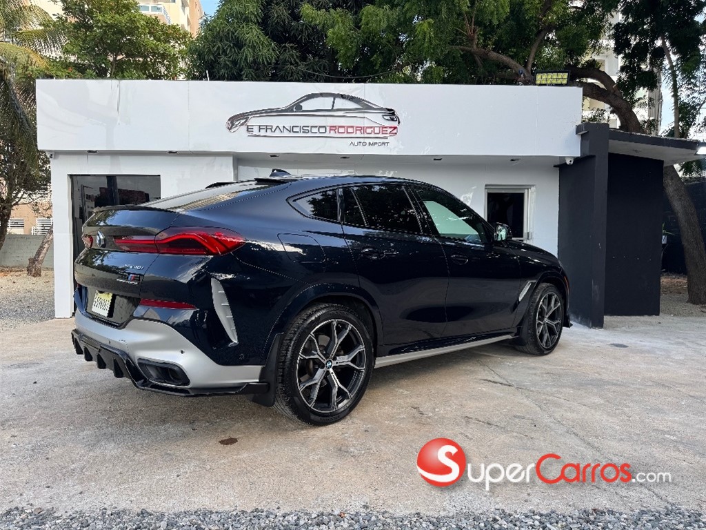 2021 BMW X 6 xDrive40i — foto 4 / 9