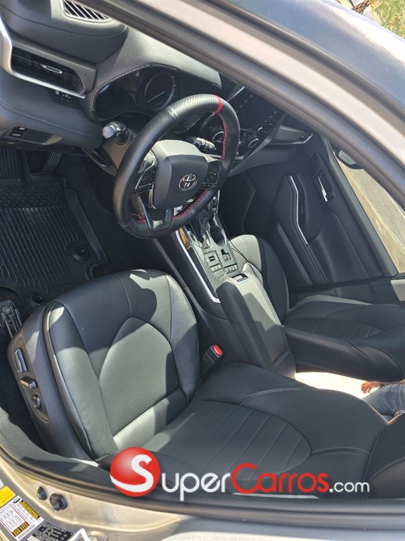 2021 Toyota Highlander — foto 9 / 10