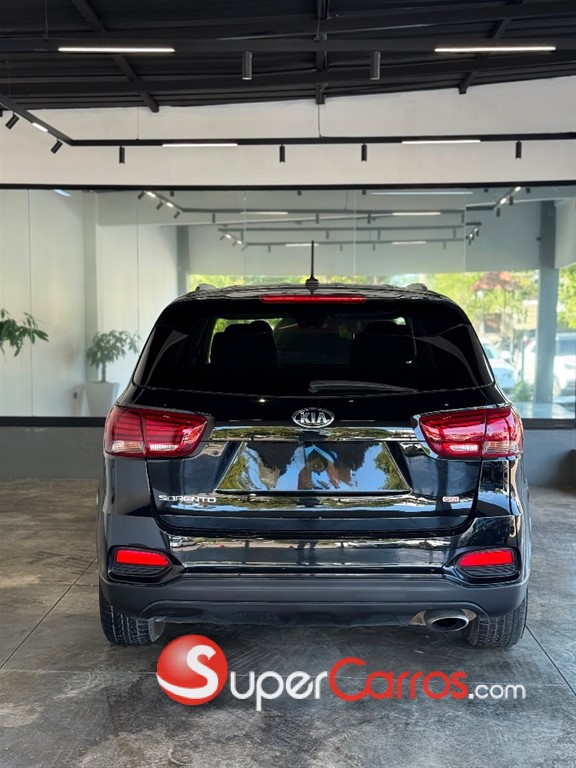 2020 Kia Sorento — foto 5 / 9