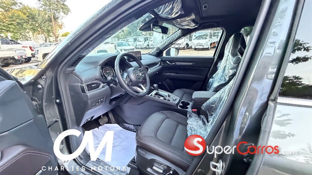2027 Mazda CX-5 Limited — foto 5 / 12