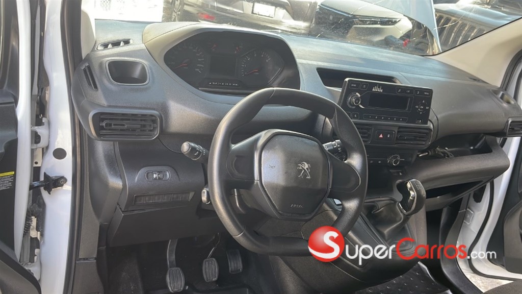 2023 Peugeot Partner — foto 4 / 12