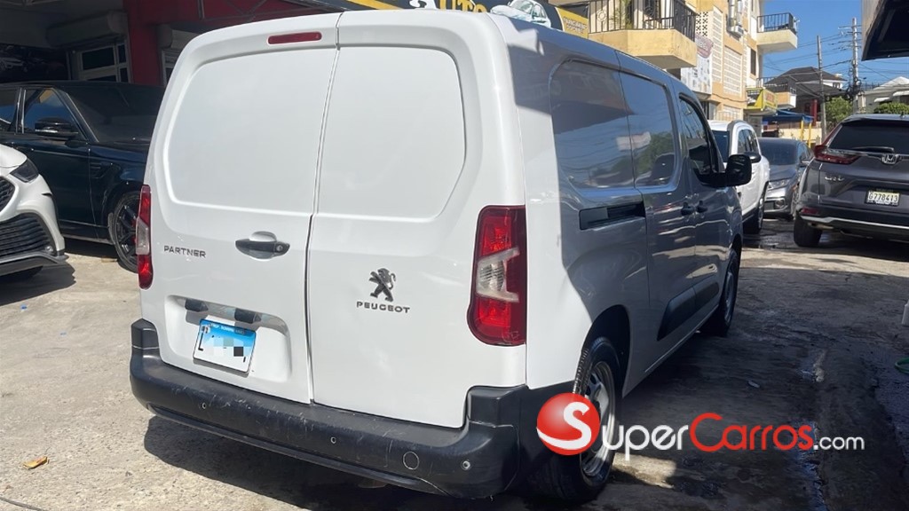 2023 Peugeot Partner — foto 9 / 12