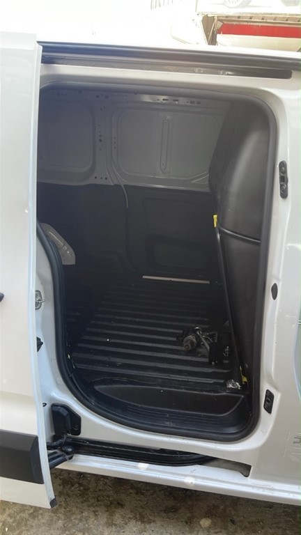2023 Peugeot Partner — foto 11 / 12