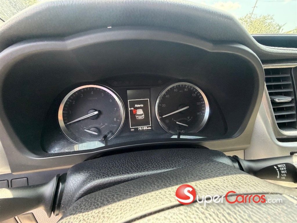 2014 Toyota Highlander Limited — foto 9 / 10