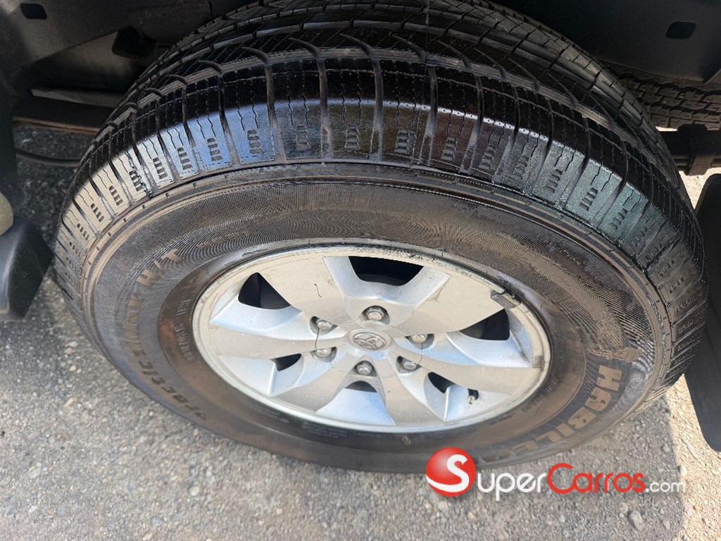 2014 Toyota Hilux SRV — foto 7 / 12
