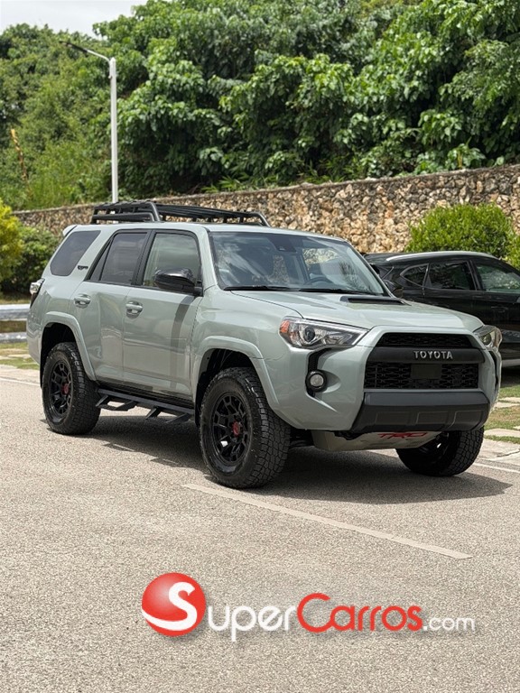 2021 Toyota 4 Runner TRD Pro — foto 1 / 8