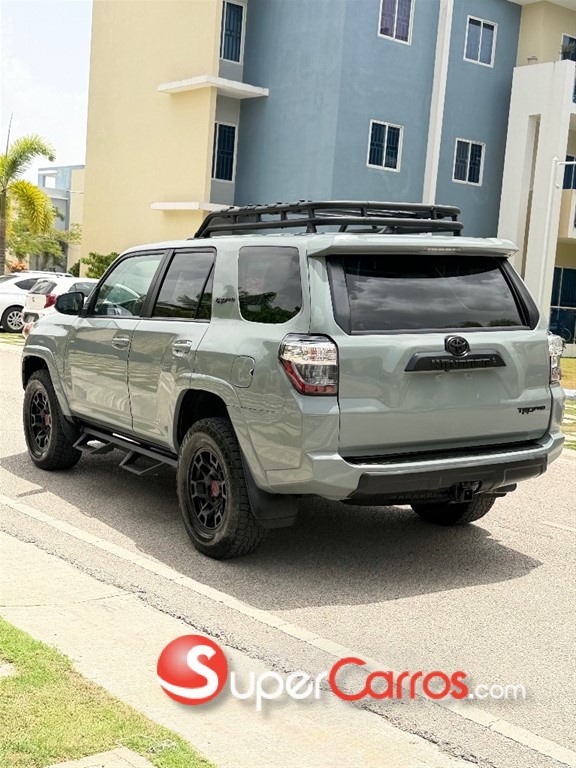 2021 Toyota 4 Runner TRD Pro — foto 3 / 8