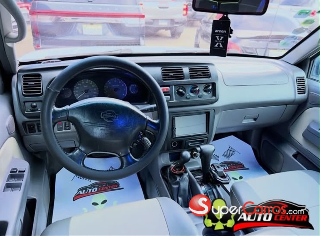 2000 Nissan Xterra — foto 8 / 10