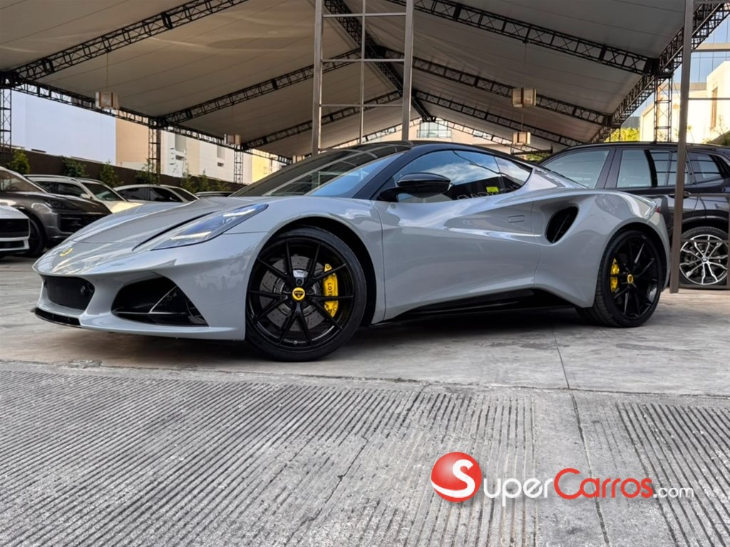 2026 Lotus Emira — foto 2 / 12