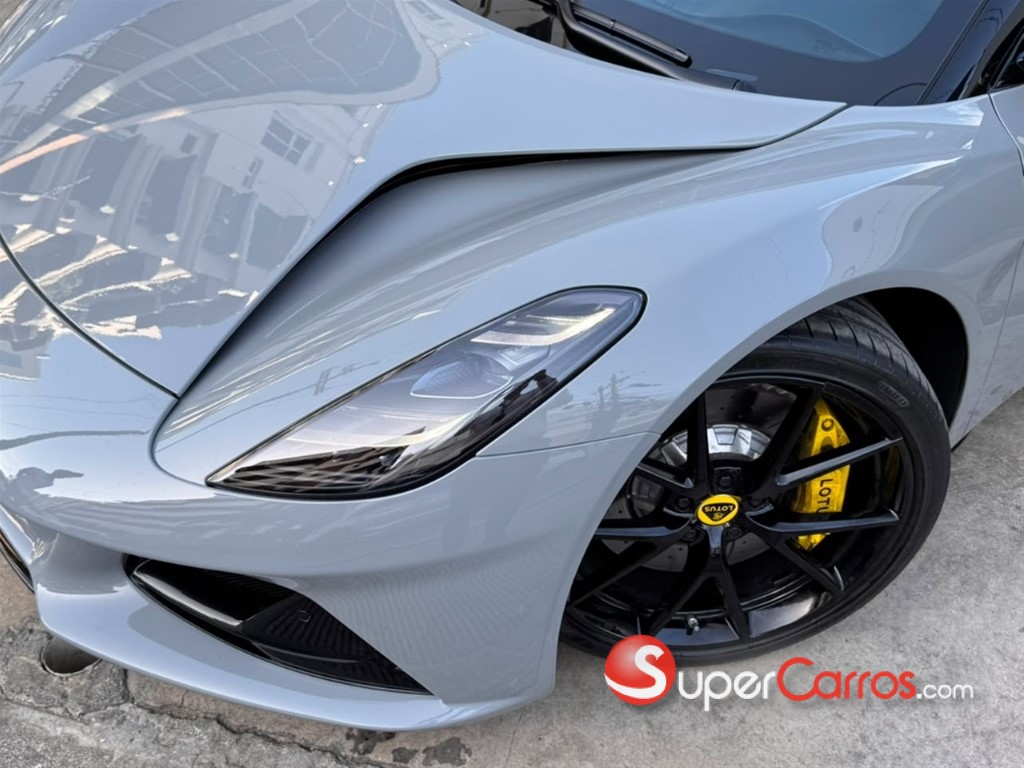 2026 Lotus Emira — foto 4 / 12