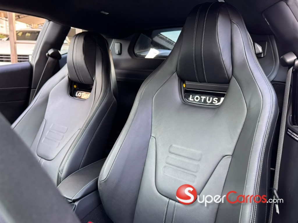 2026 Lotus Emira — foto 7 / 12