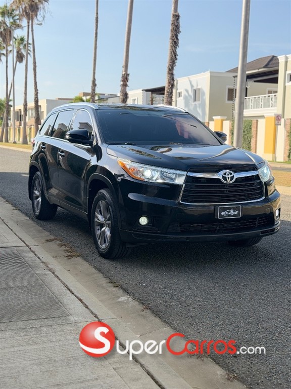2014 Toyota Highlander XLE — foto 2 / 12