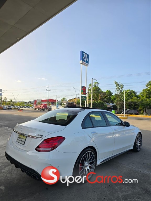 2017 Mercedes-Benz Clase C 63s AMG — foto 3 / 12