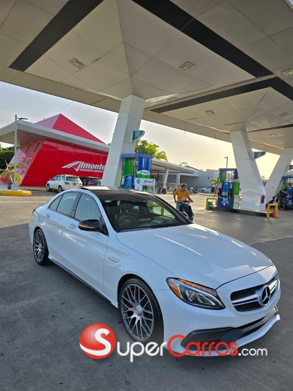 2017 Mercedes-Benz Clase C 63s AMG — foto 5 / 12