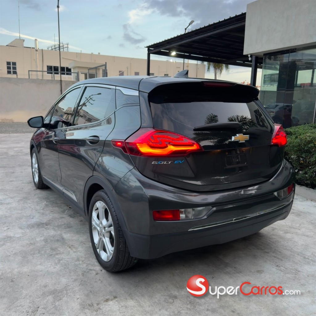 2021 Chevrolet Volt — foto 3 / 6