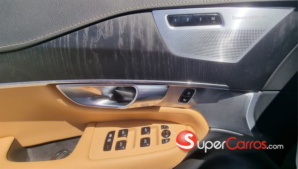 2021 Volvo XC90 Inscription T6 — foto 10 / 12