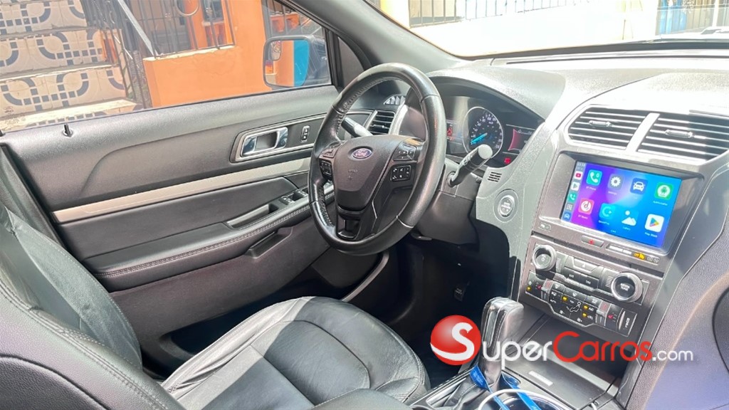 2018 Ford Explorer XLT — foto 12 / 12