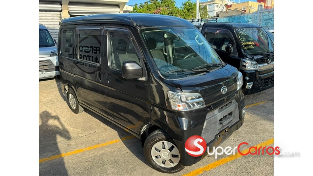 2021 Daihatsu Hijet — foto 2 / 12