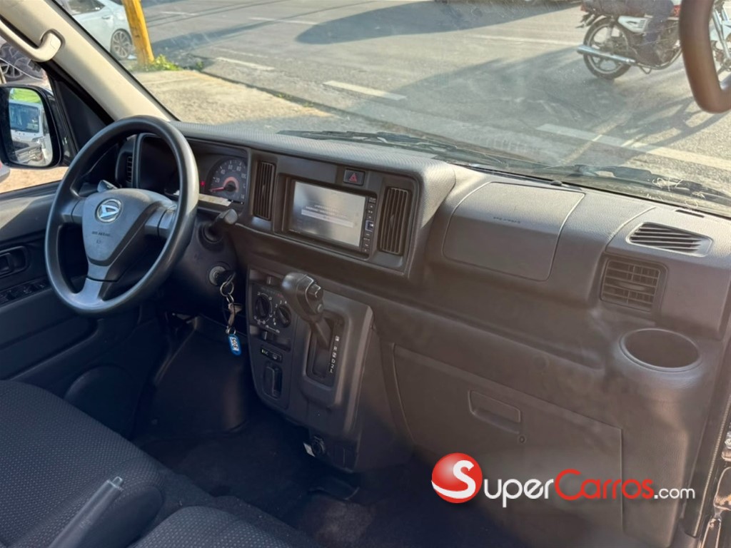 2021 Daihatsu Hijet — foto 4 / 12