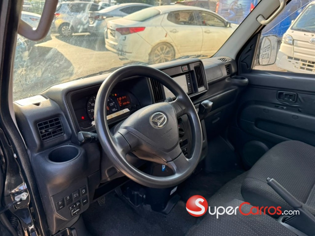 2021 Daihatsu Hijet — foto 8 / 12