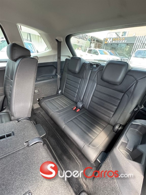 2020 Volkswagen Tiguan All Space — foto 8 / 12