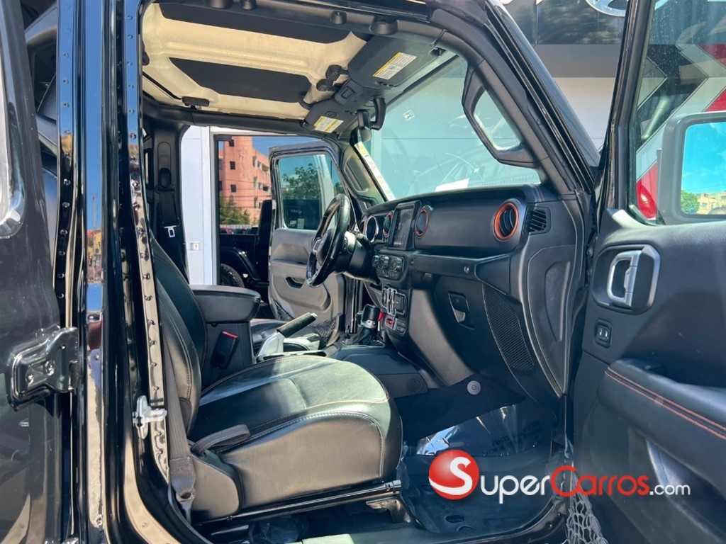 2020 Jeep Gladiator Mojave — foto 3 / 9