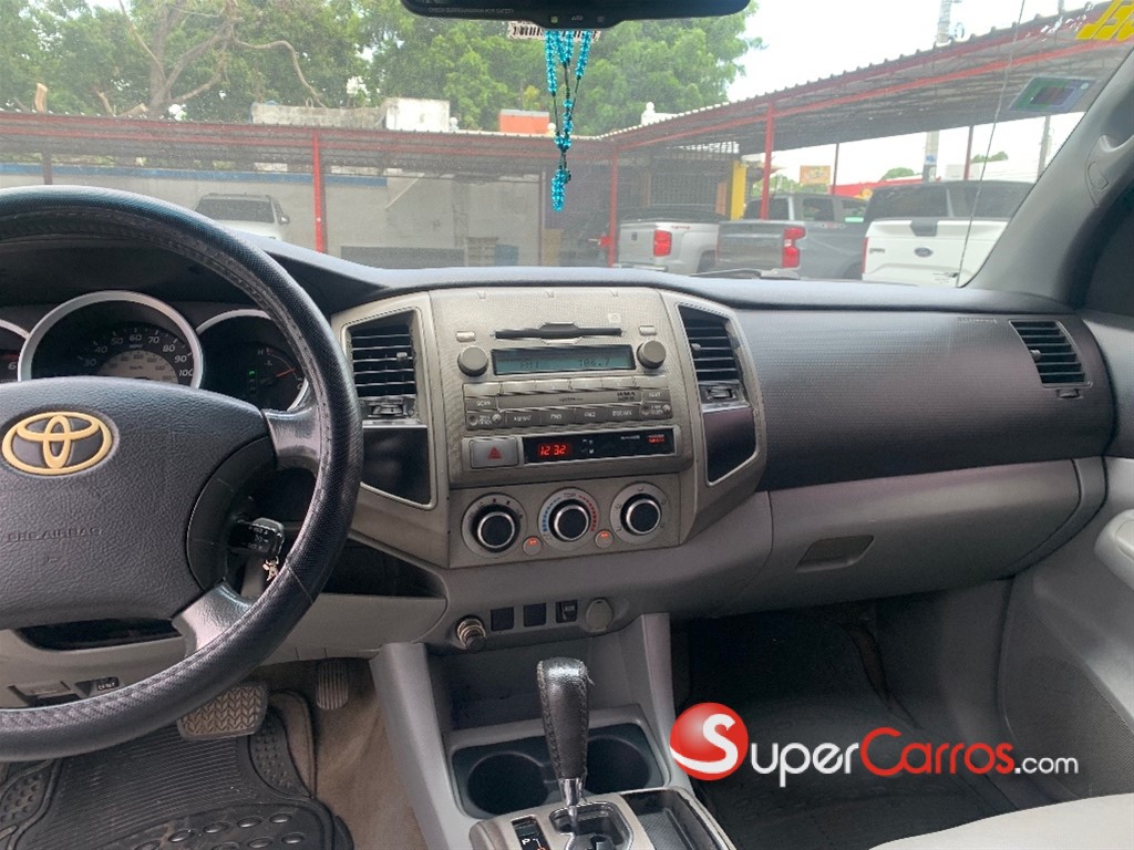 2010 Toyota Tacoma TRD SPORT — foto 2 / 10
