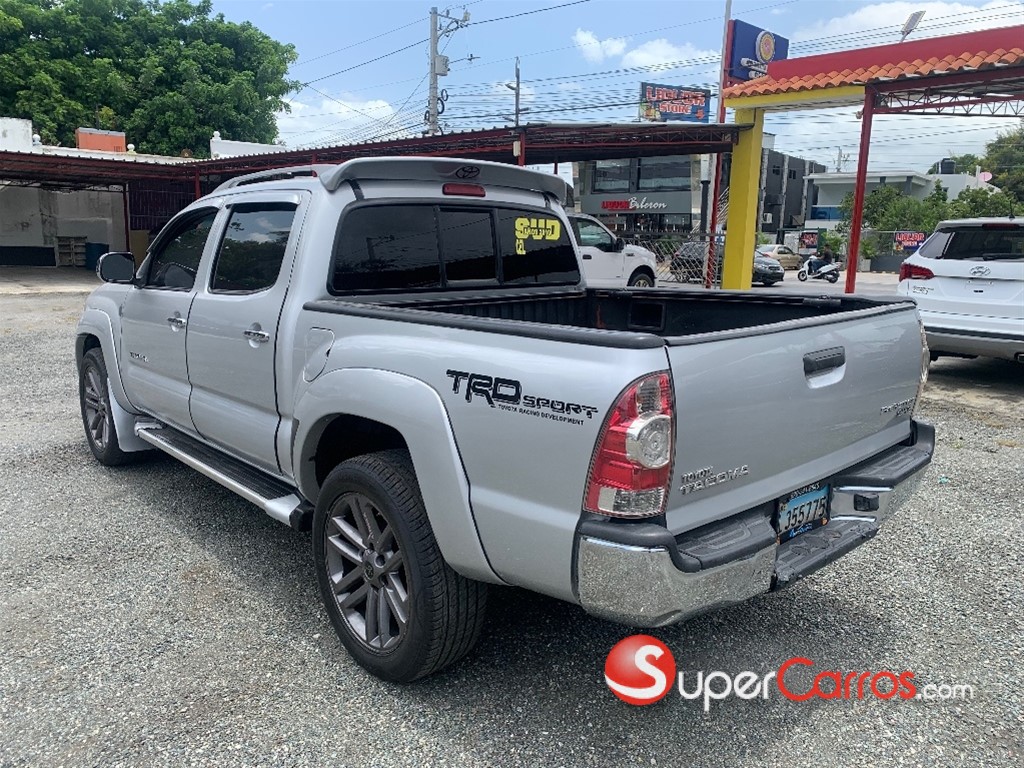 2010 Toyota Tacoma TRD SPORT — foto 7 / 10