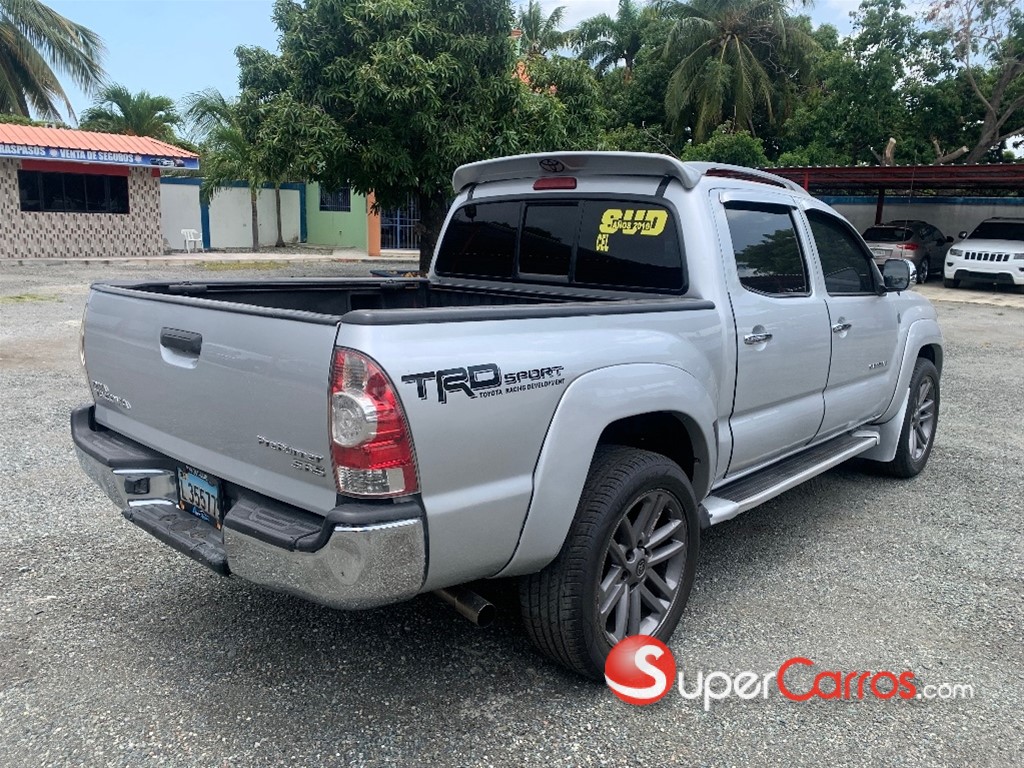 2010 Toyota Tacoma TRD SPORT — foto 9 / 10