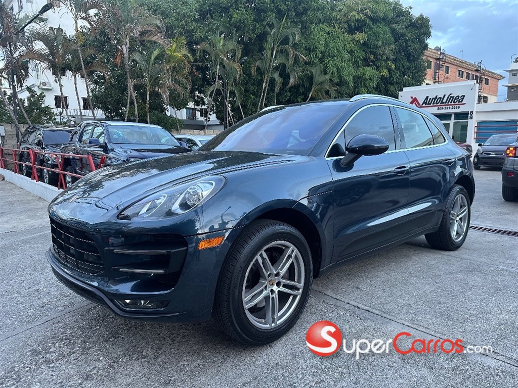 2016 Porsche Macan