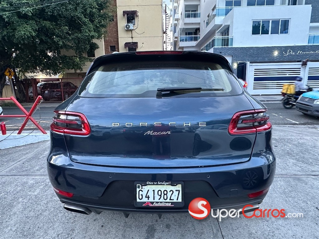 2016 Porsche Macan — foto 6 / 12