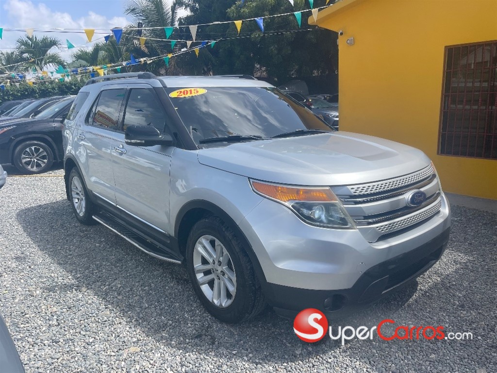 2015 Ford Explorer