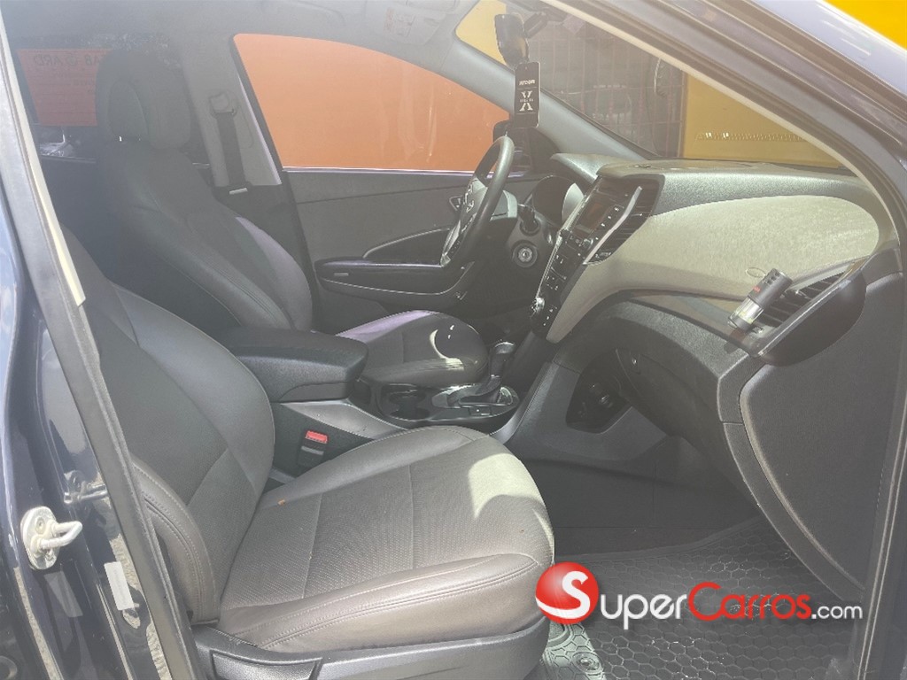 2016 Hyundai Santa Fe Sport — foto 2 / 7