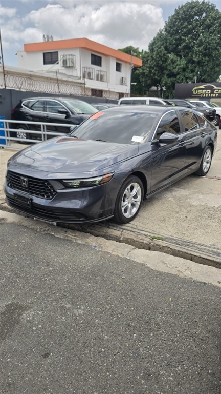 2023 Honda Accord LX — foto 3 / 12