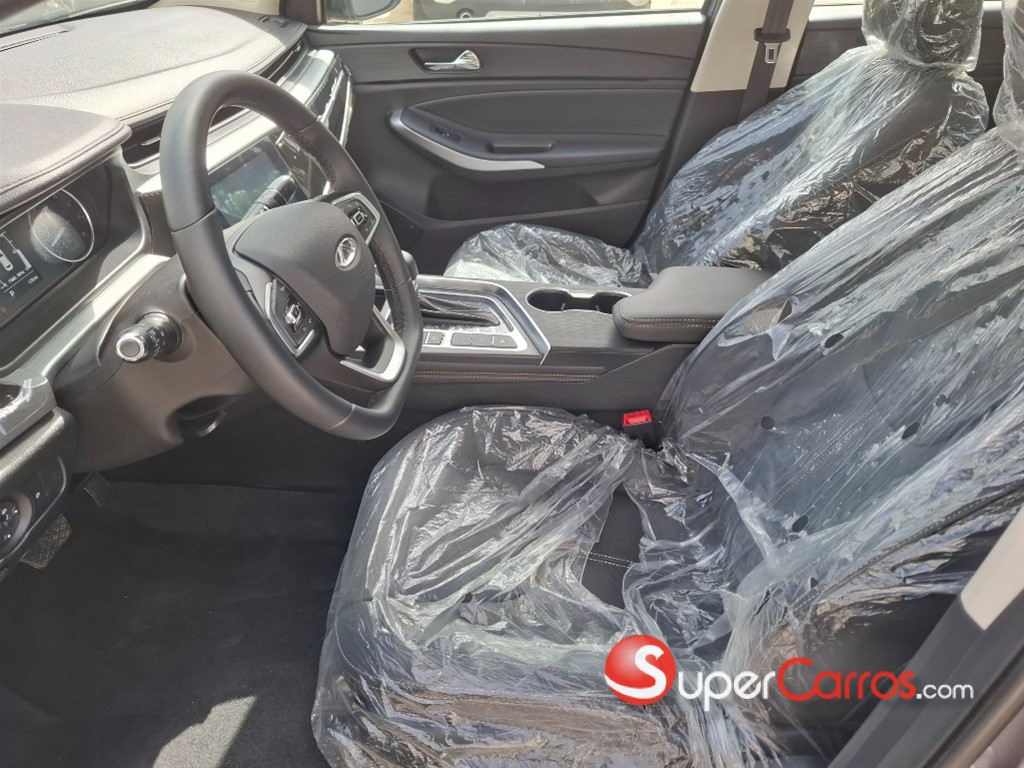 2025 Chery Arrizo 5 Pro — foto 4 / 10