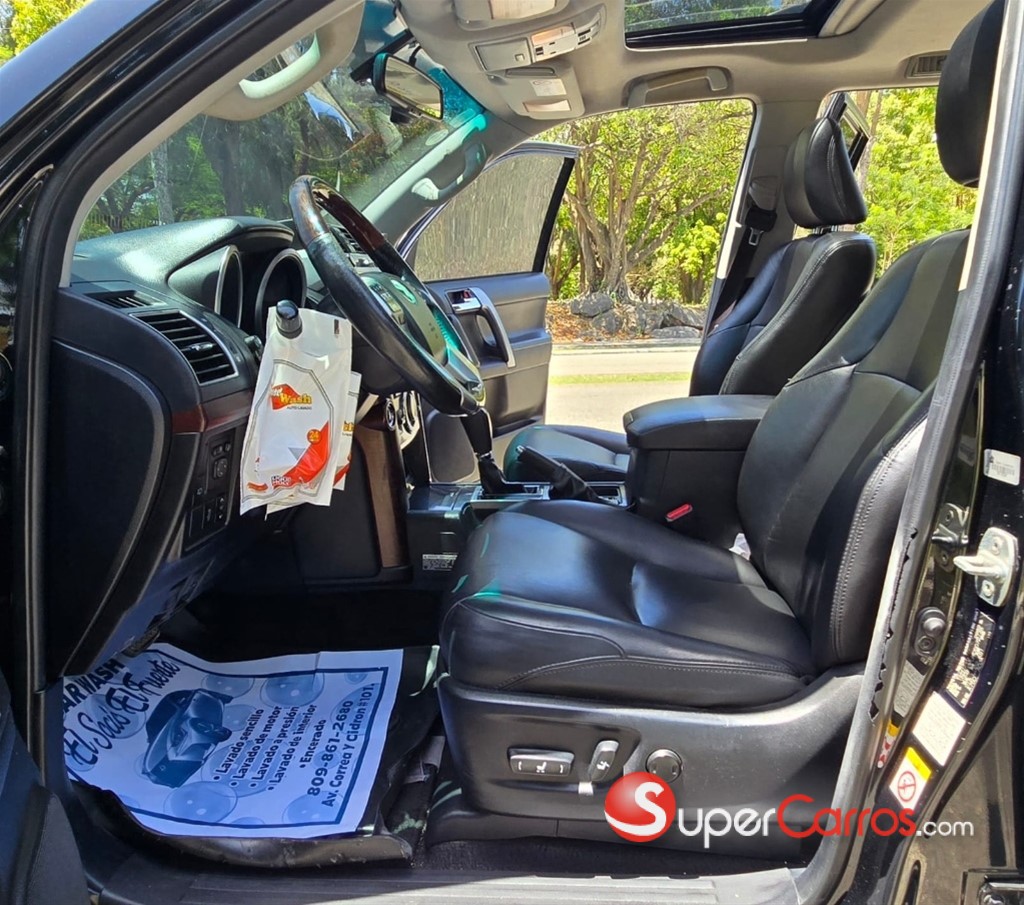 2015 Toyota Land Cruiser Prado VXL — foto 8 / 12