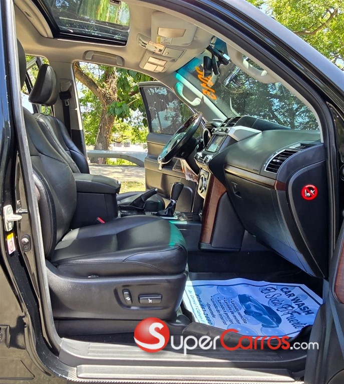 2015 Toyota Land Cruiser Prado VXL — foto 9 / 12