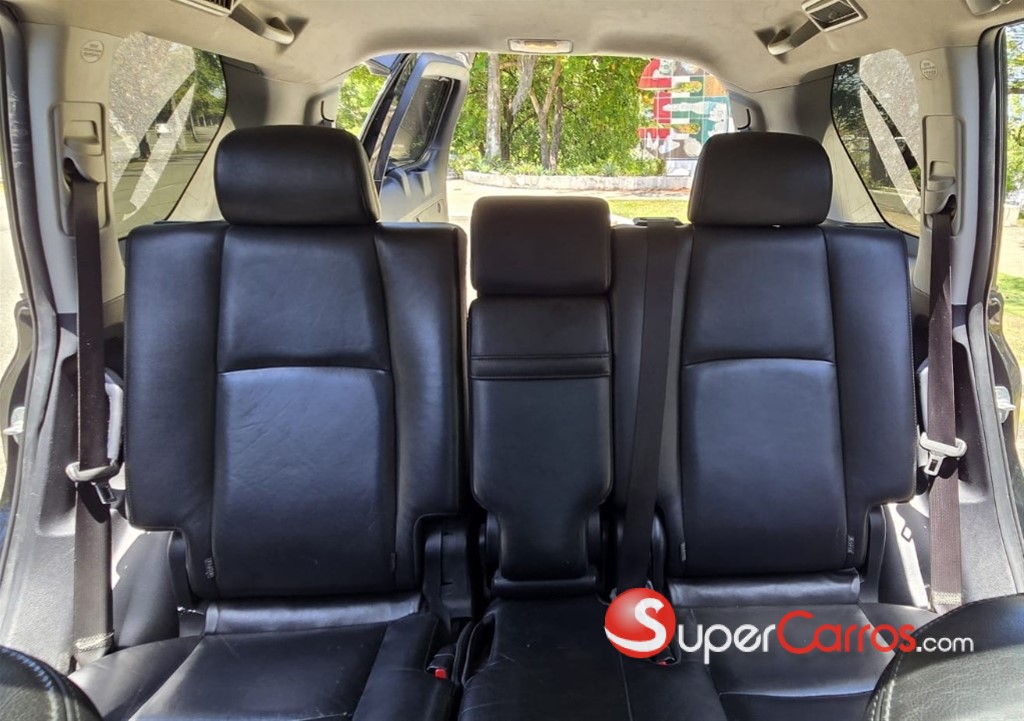 2015 Toyota Land Cruiser Prado VXL — foto 10 / 12