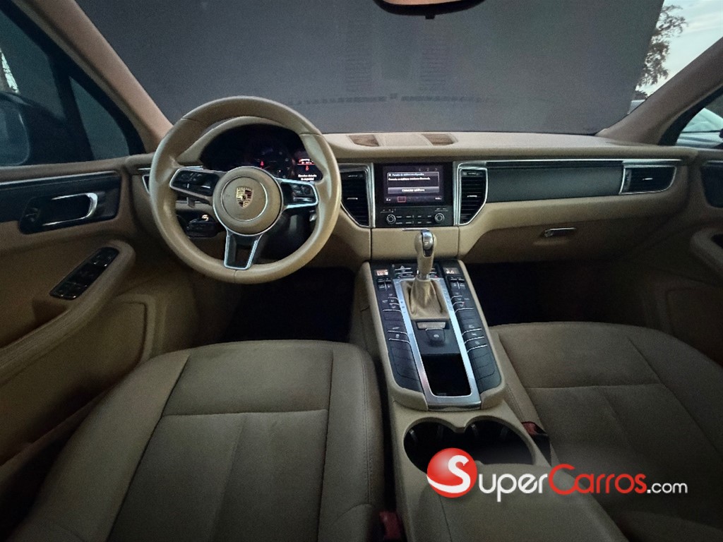 2017 Porsche Macan — foto 5 / 8