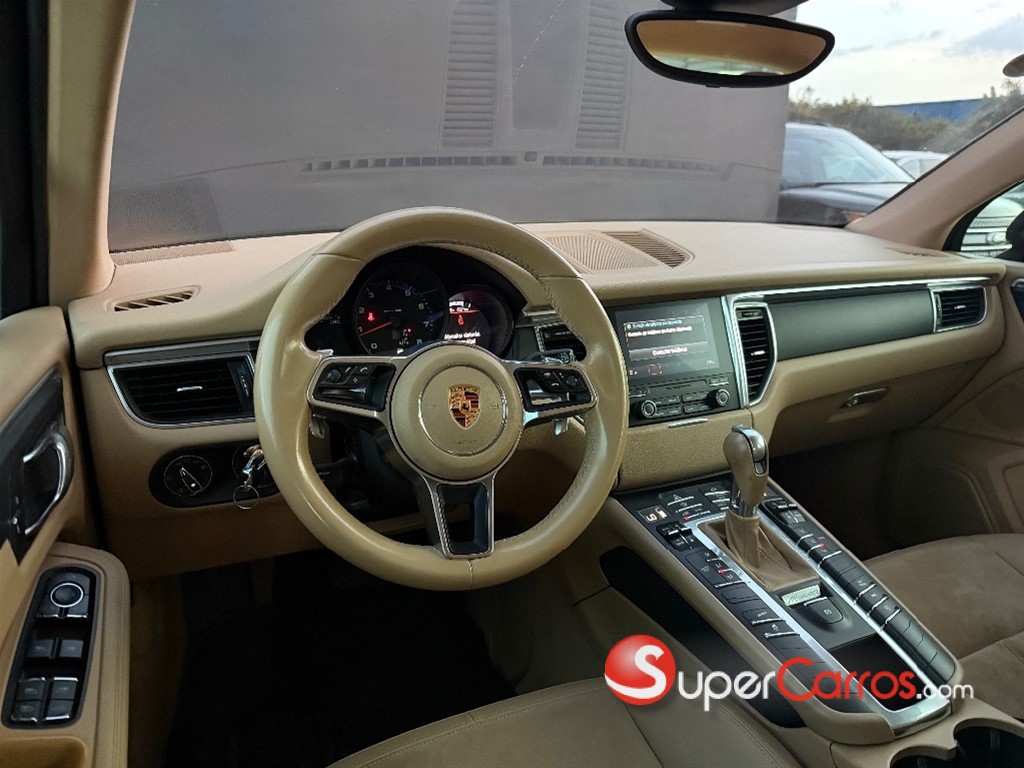 2017 Porsche Macan — foto 6 / 8