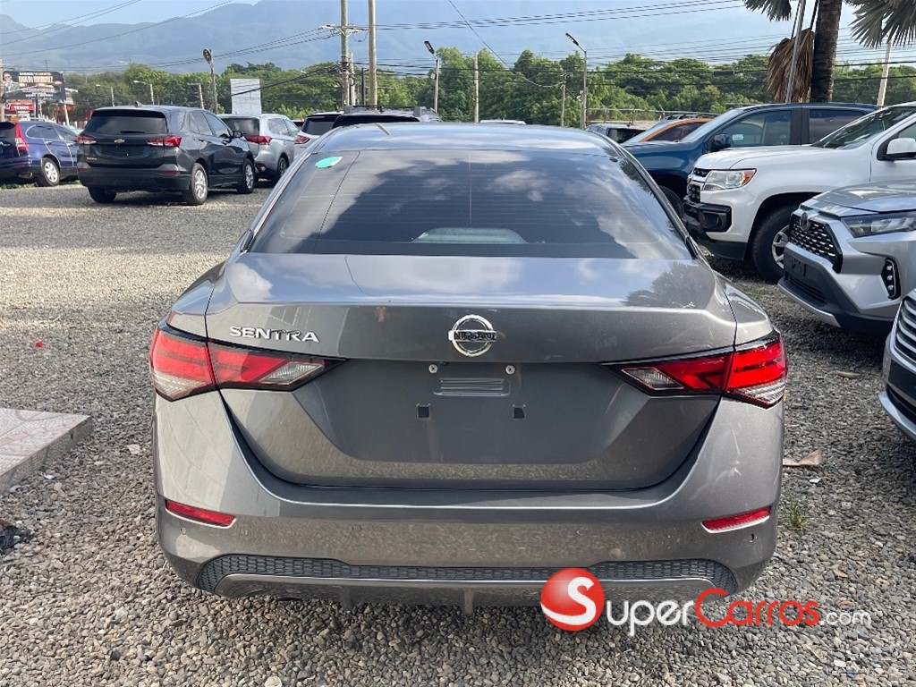 2023 Nissan Sentra — foto 4 / 9
