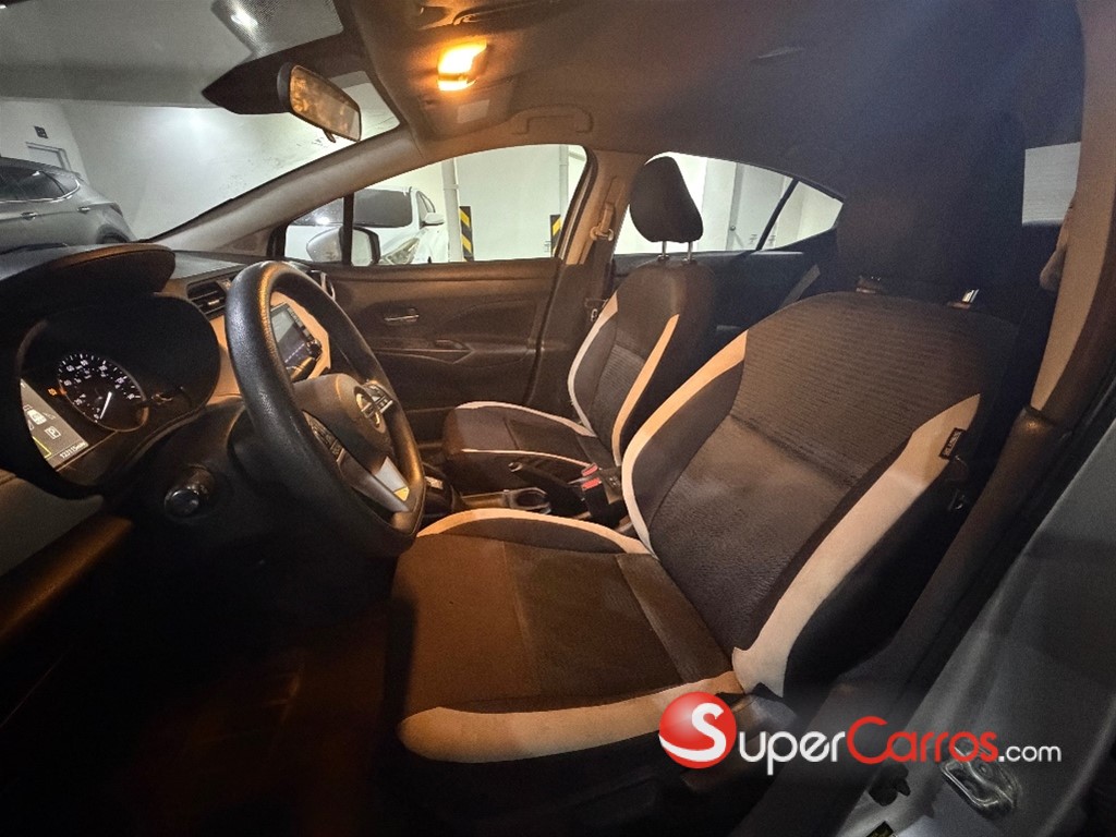 2021 Nissan Versa — foto 9 / 10