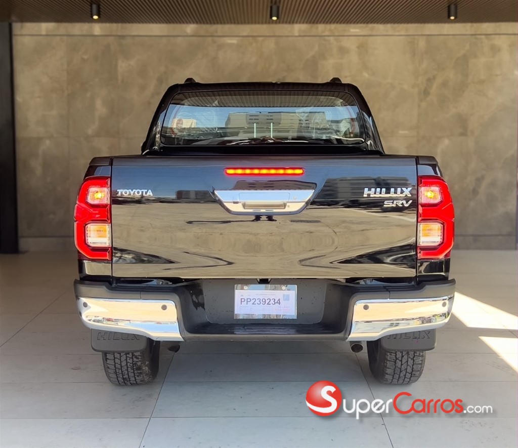 2026 Toyota Hilux SRV — foto 5 / 12