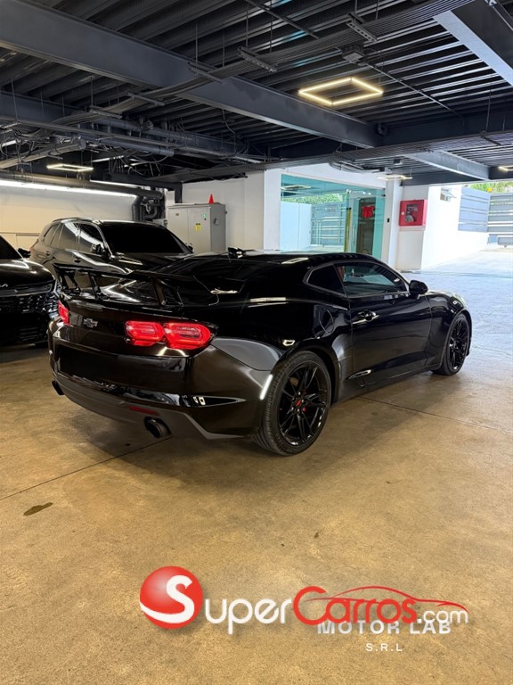 2021 Chevrolet Camaro 1 LT — foto 3 / 7