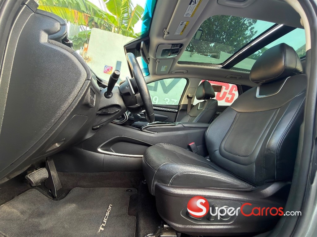 2022 Hyundai Tucson LIMITED — foto 9 / 12