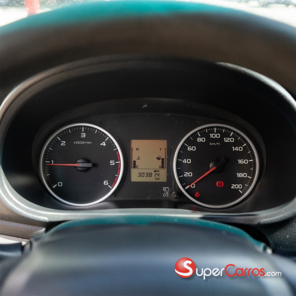 2016 Mitsubishi Motors L 200 — foto 10 / 10