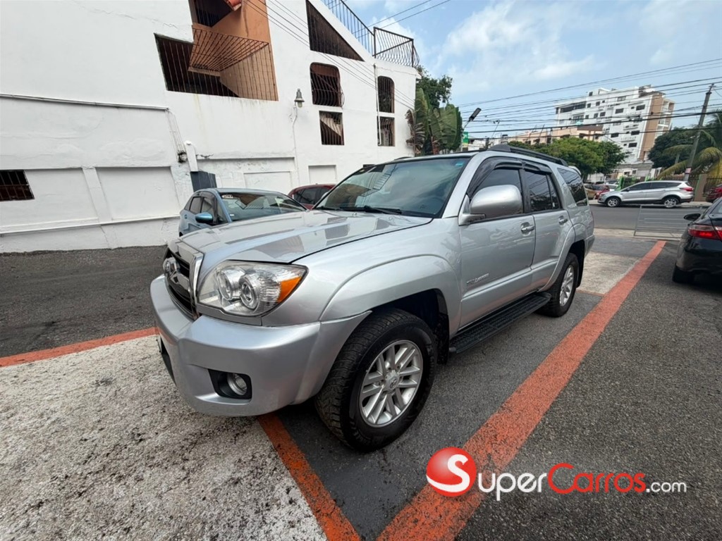 2005 Toyota 4 Runner Limited — foto 3 / 9